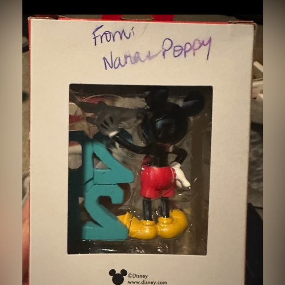 2021 Hallmark Disney Mickey Mouse Christmas Tree Ornament Pre-loved - Picture 4 of 4